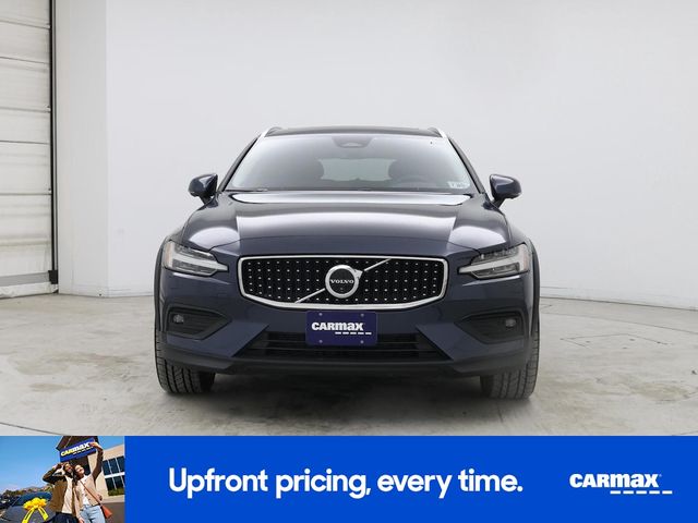 2024 Volvo V60 Cross Country Ultimate