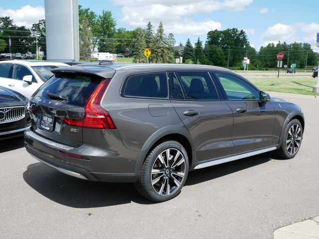 2024 Volvo V60 Cross Country Ultimate