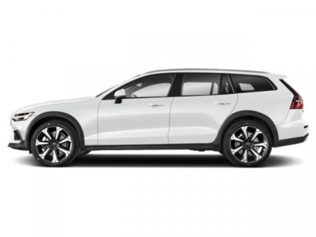 2024 Volvo V60 Cross Country Plus