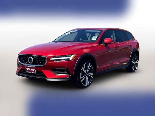 2024 Volvo V60 Cross Country Plus