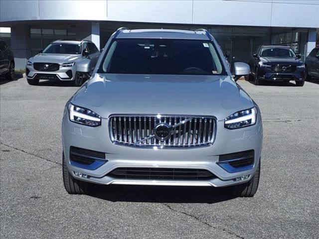 2024 Volvo XC90 Plus Bright Theme