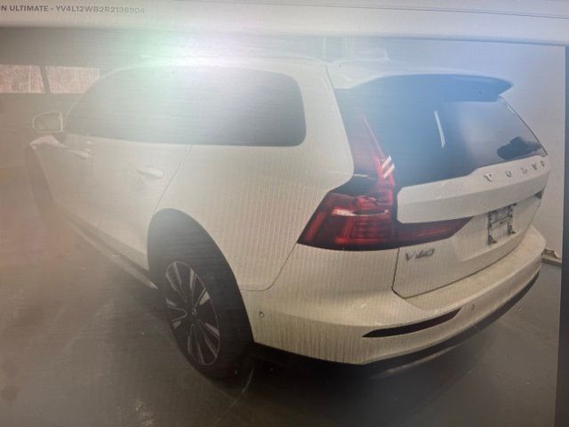 2024 Volvo V60 Cross Country Ultimate