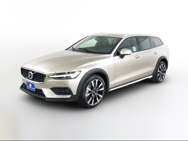 2024 Volvo V60 Cross Country Ultimate