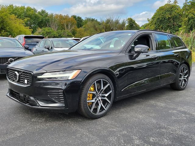 2024 Volvo V60 Recharge Plug-In Hybrid Polestar Engineered