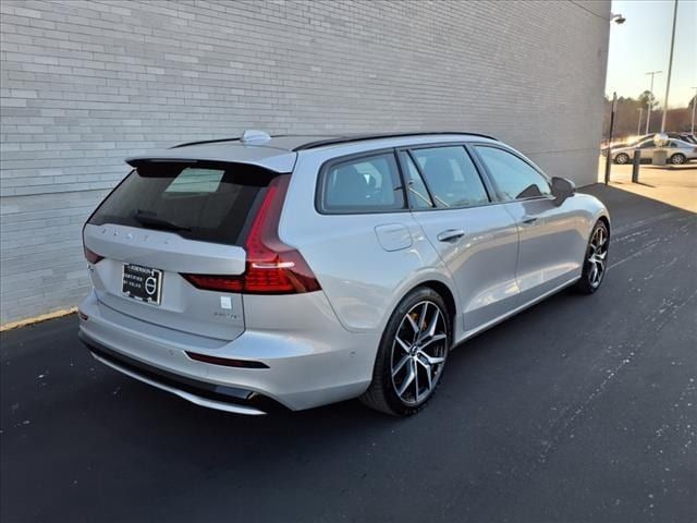 2024 Volvo V60 Recharge Plug-In Hybrid Polestar Engineered