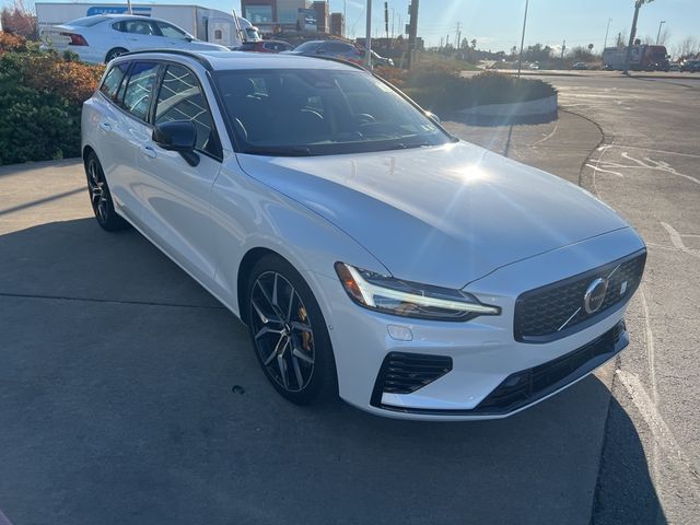 2024 Volvo V60 Recharge Plug-In Hybrid Polestar Engineered