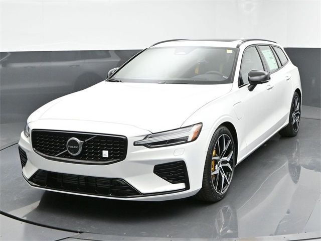 2024 Volvo V60 Recharge Plug-In Hybrid Polestar Engineered