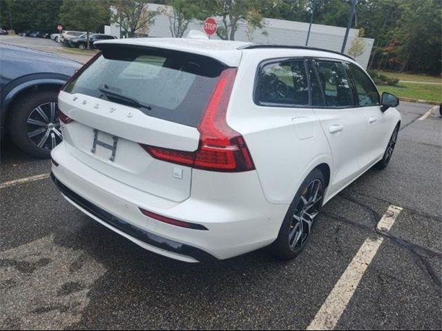 2024 Volvo V60 Recharge Plug-In Hybrid Polestar Engineered