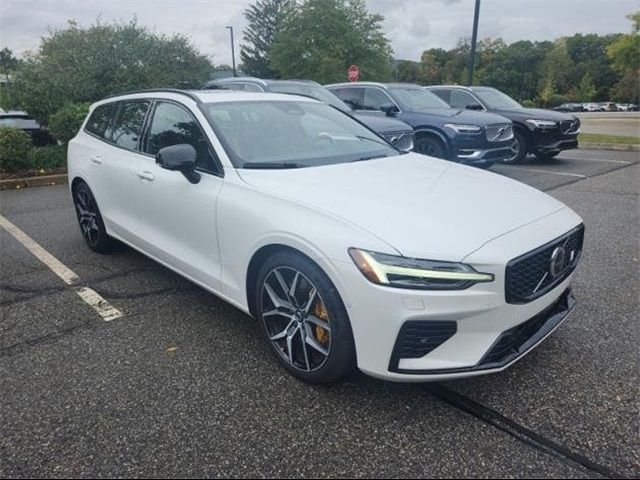 2024 Volvo V60 Recharge Plug-In Hybrid Polestar Engineered