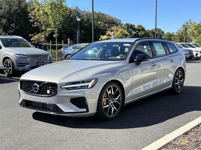 2024 Volvo V60 Recharge Plug-In Hybrid Polestar Engineered