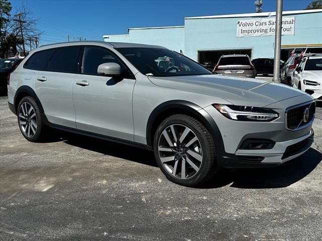 2024 Volvo V90 Cross Country Ultimate