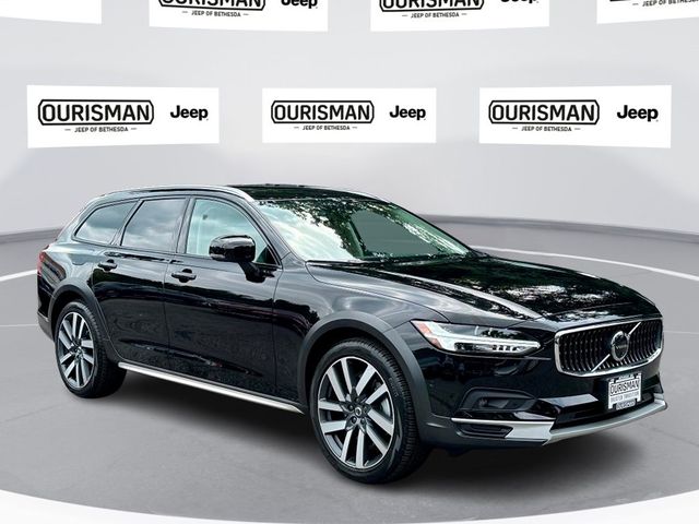 2024 Volvo V90 Cross Country Ultimate