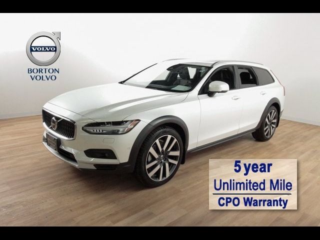 2024 Volvo V90 Cross Country Ultimate