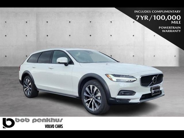 2024 Volvo V90 Cross Country Plus