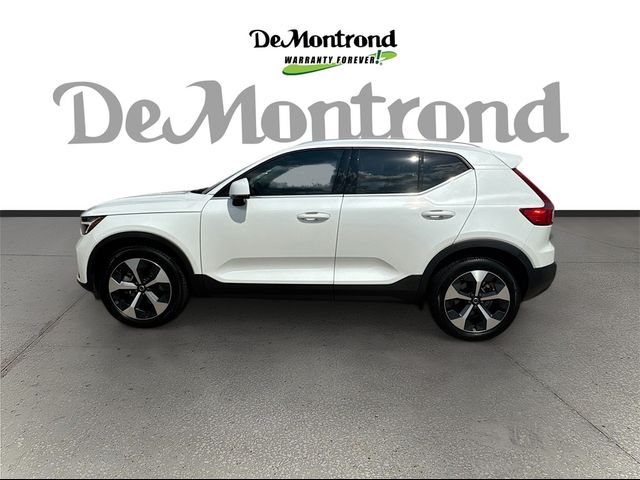 2024 Volvo XC40 