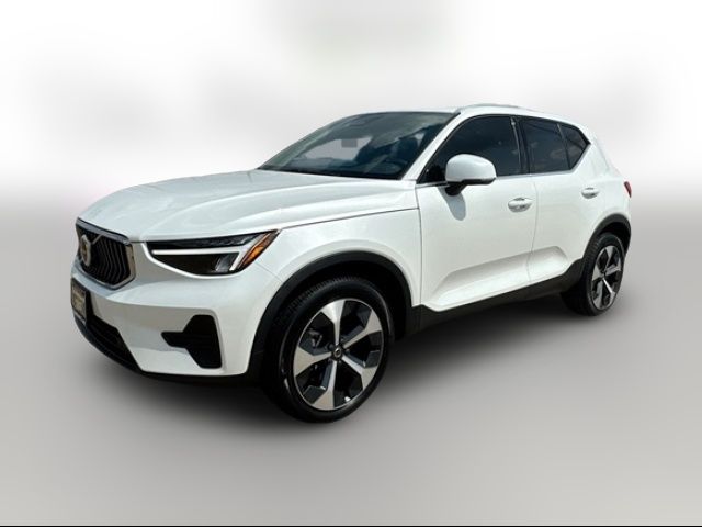 2024 Volvo XC40 