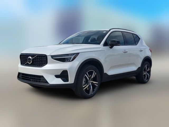 2024 Volvo XC40 