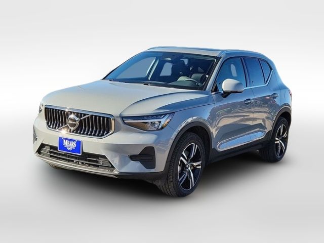 2024 Volvo XC40 