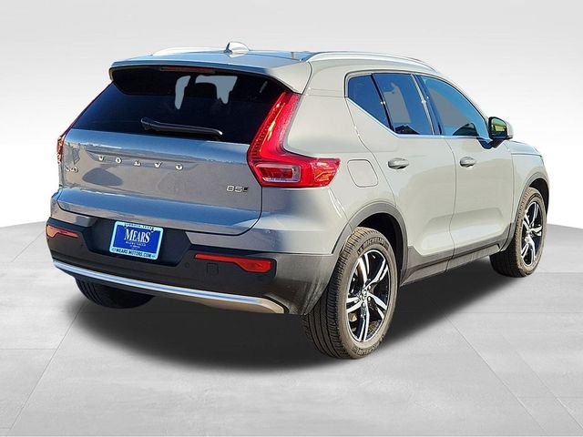 2024 Volvo XC40 