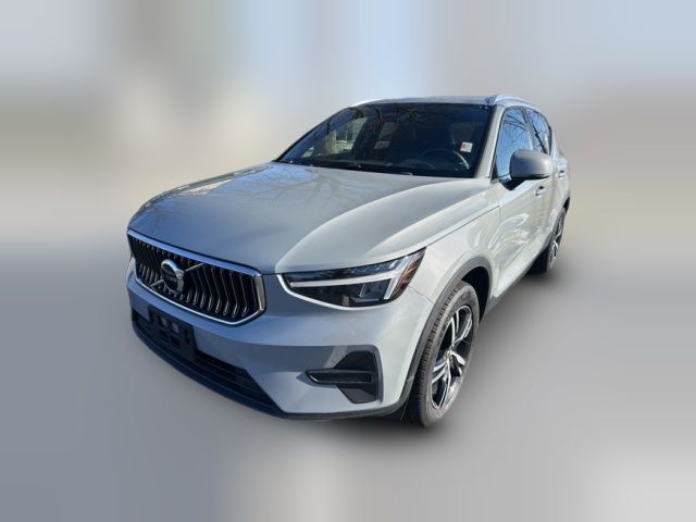 2024 Volvo XC40 