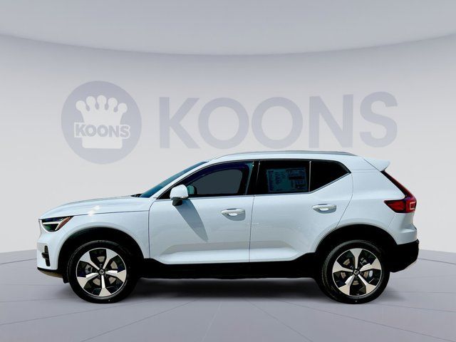 2024 Volvo XC40 