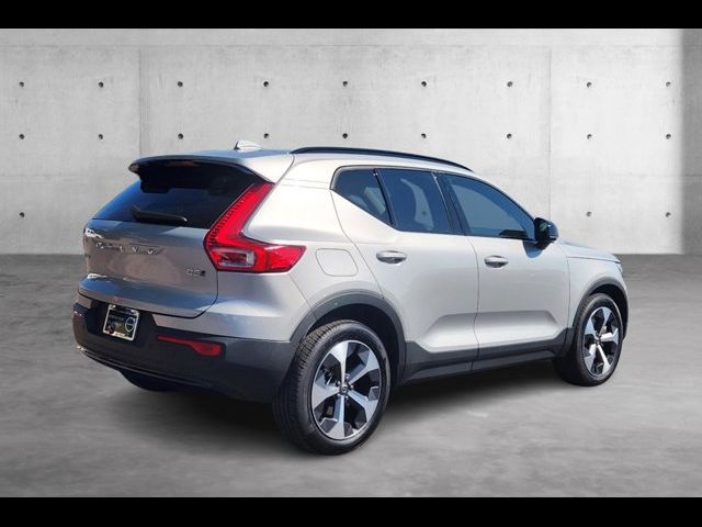 2024 Volvo XC40 