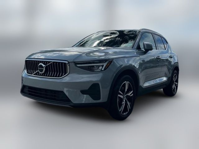 2024 Volvo XC40 