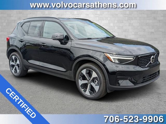 2024 Volvo XC40 