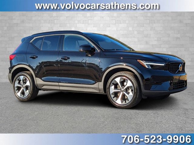 2024 Volvo XC40 