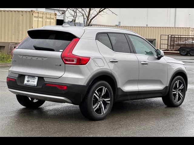 2024 Volvo XC40 