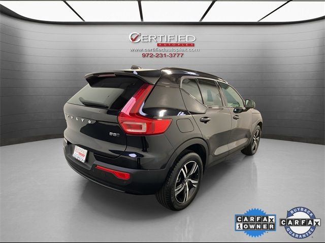 2024 Volvo XC40 