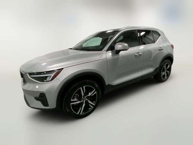 2024 Volvo XC40 