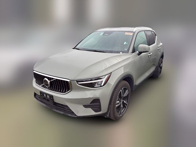 2024 Volvo XC40 