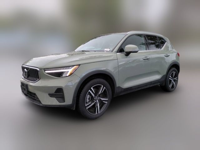 2024 Volvo XC40 