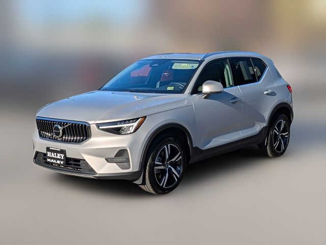 2024 Volvo XC40 