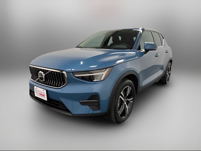 2024 Volvo XC40 