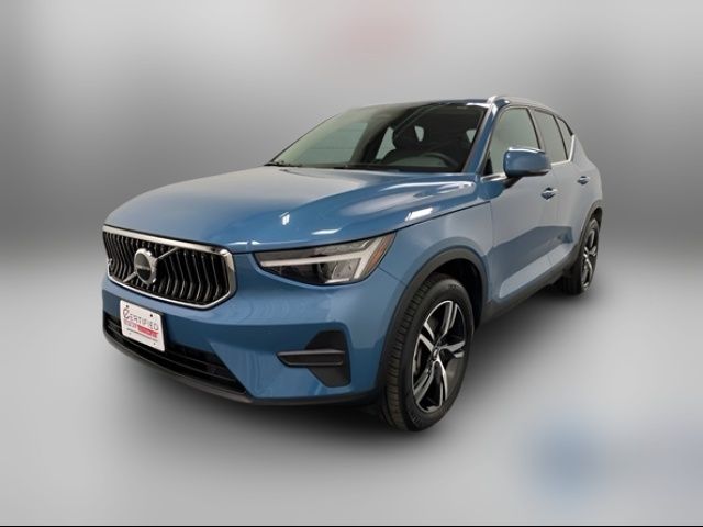 2024 Volvo XC40 