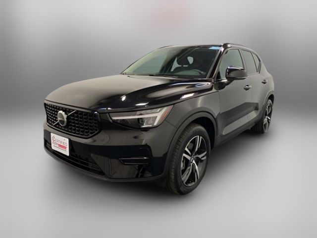 2024 Volvo XC40 