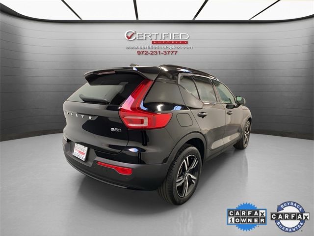 2024 Volvo XC40 