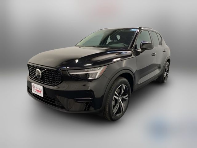 2024 Volvo XC40 