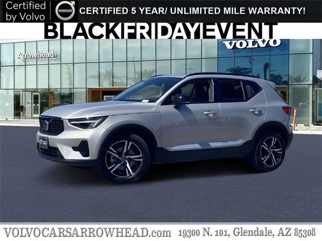 2024 Volvo XC40 