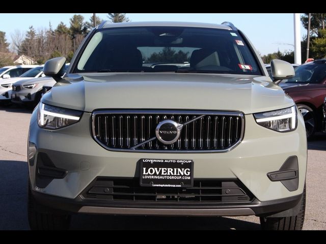 2024 Volvo XC40 