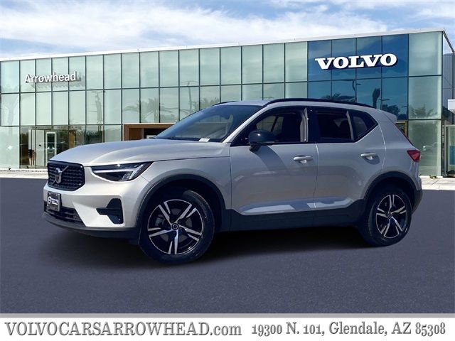 2024 Volvo XC40 