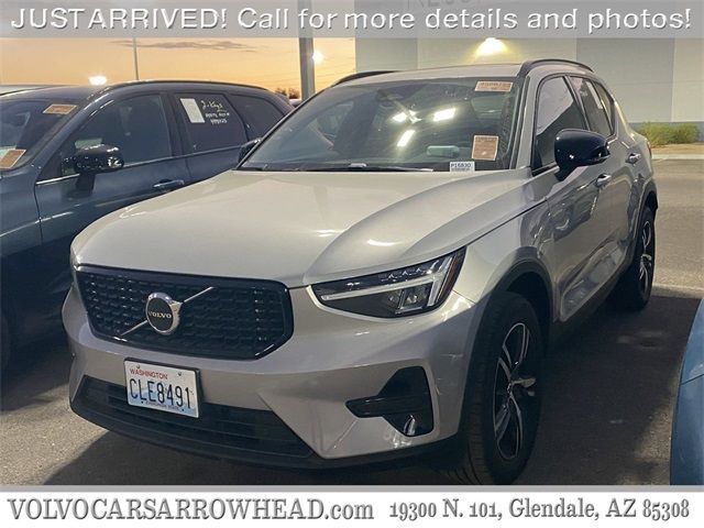 2024 Volvo XC40 