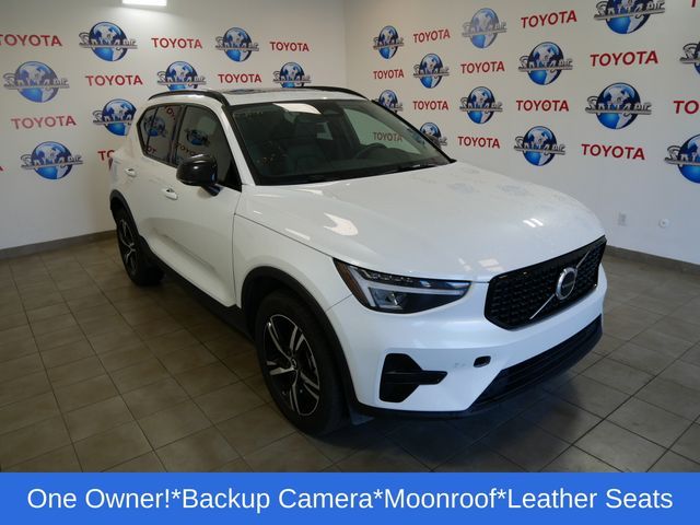 2024 Volvo XC40 