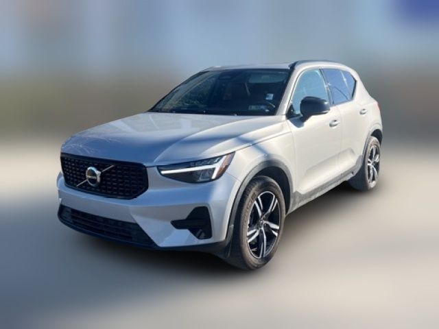 2024 Volvo XC40 