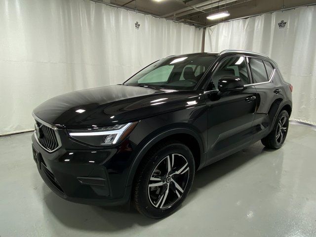 2024 Volvo XC40 