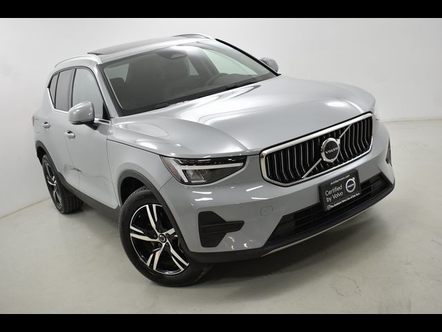 2024 Volvo XC40 