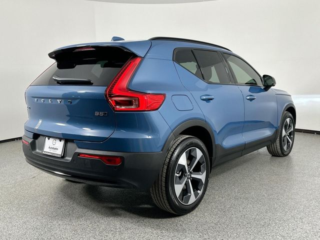 2024 Volvo XC40 