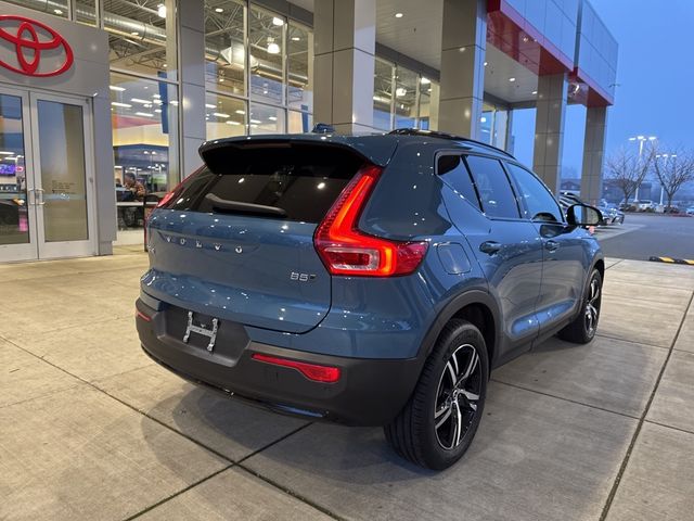 2024 Volvo XC40 